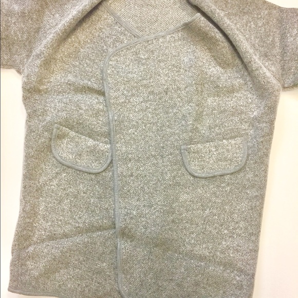 Gray cardigan - Picture 2 of 3